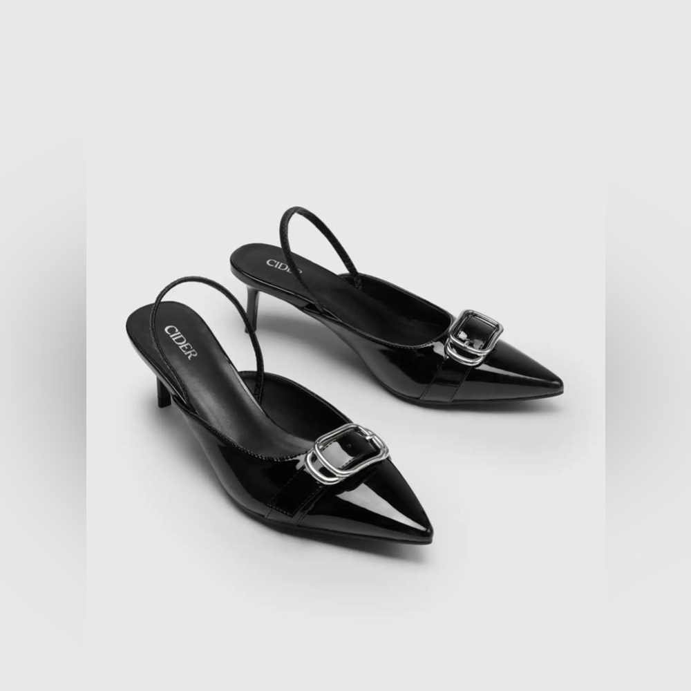 BUCKLE POINTED TOE SLINGBACK